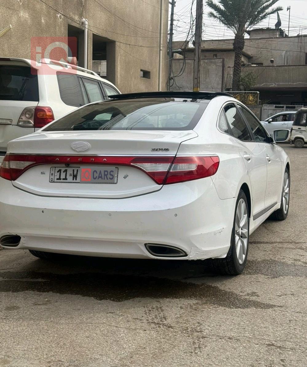 هيونداي أزيرا